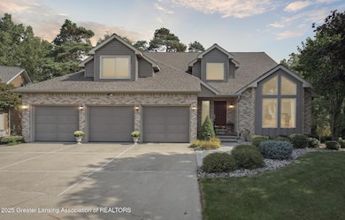 7304 Player's Club Dr, Lansing, MI 48917 - photo 2