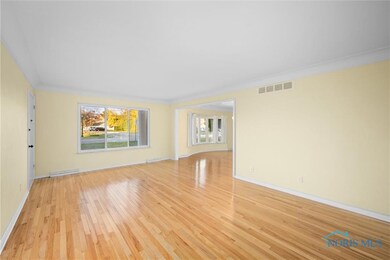 2130 Richards Rd, Ottawa Hills, OH 43606 - photo 6