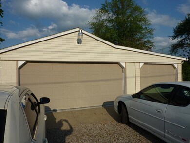 Rear of garae for Eddy St