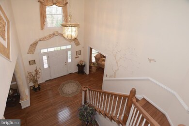 8180 Cottage Rose Ct, Fairfax Station, VA 22039 - photo 5