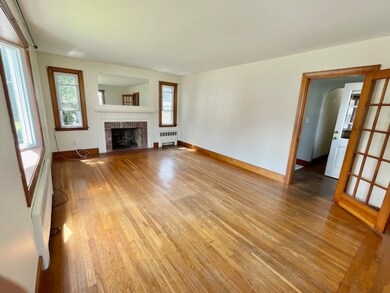 12 Freeborn St, Newport, RI 02840 - photo 5