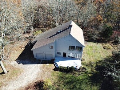 242 Tuckertown Rd, Wakefield, RI 02879 - photo 3