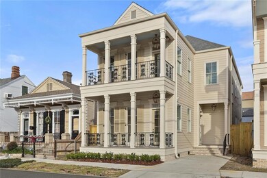 3509 Constance