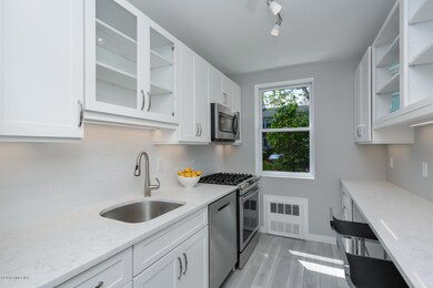 3 Putnam Hill Rd Greenwich CT-large-003-