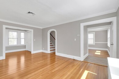 517 California St, Newtonville, MA 02460 - photo 6