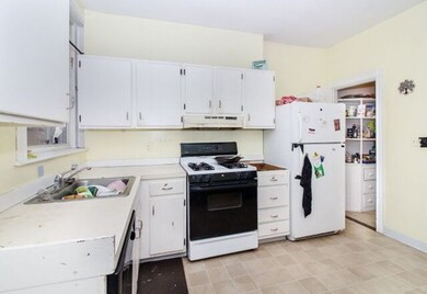 5 Verndale St unit 1, Brookline, MA 02446 - photo 7