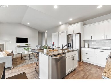 512 Merlot St, Amity, OR 97101 - photo 3