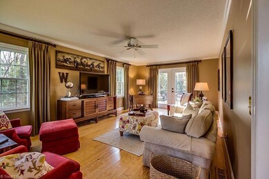 1041 Cedar Creek Dr, Asheboro, NC 27205 - photo 5