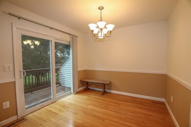 8 Foxmoor Cir unit U142, Nashua, NH 03063 - photo 7