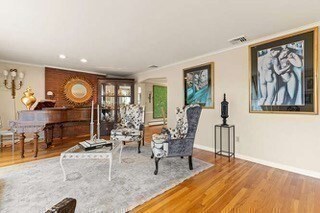 8 Albamont Rd, Winchester, MA 01890 - photo 4