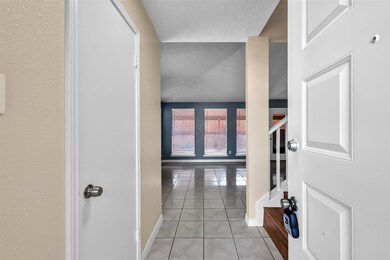 7810 Mauvewood Dr, Houston, TX 77040 - photo 3