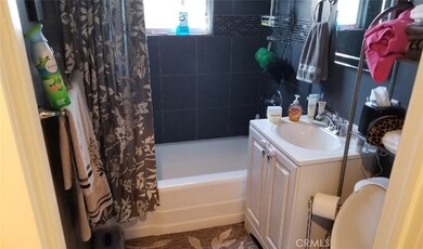 2308 E 124th St, Compton, CA 90222 - photo 5