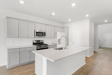 113 Dry Dock St, Summerville, SC 29485 - photo 5