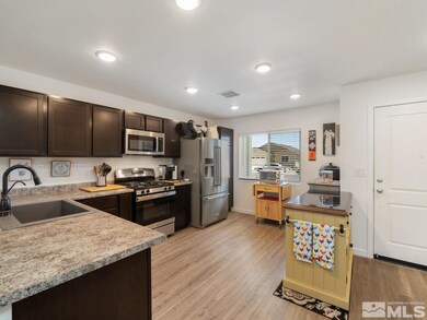 245 Goss Ln, Dayton, NV 89403 - photo 3