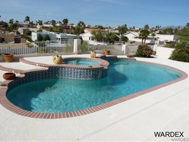 Beautiful Pool  Spa