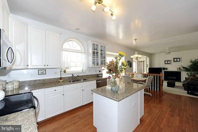 43411 Valleyvista Ln, Chantilly, VA 20152 - photo 6