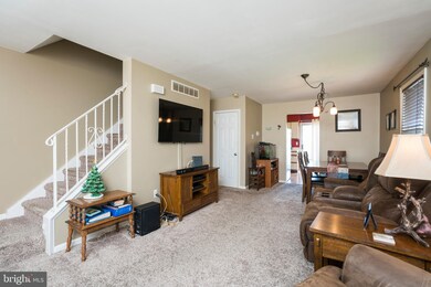 17 Sparks Cir, Glenolden, PA 19036 - photo 7