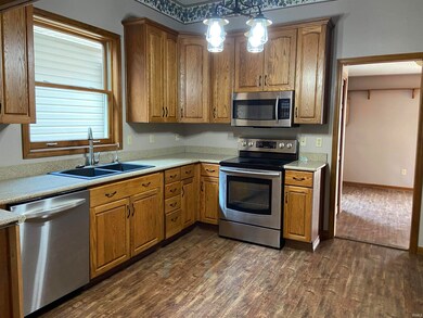 129 S Independence St, Windfall, IN 46076 - photo 7