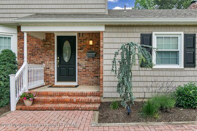 39 Devonshire Ct, Middletown, NJ 07748 - photo 2