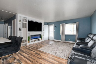 706 L St, Sparks, NV 89431 - photo 4