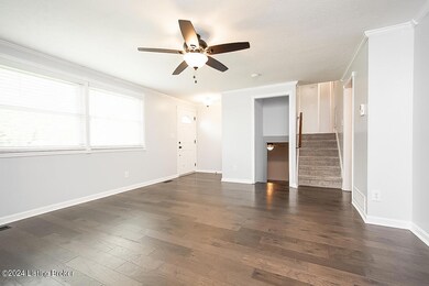 7301 Jonathan Way, Louisville, KY 40228 - photo 5