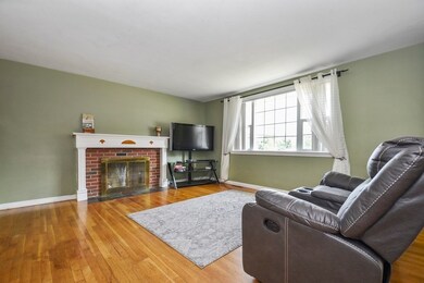 27 Ontario Dr, Hudson, MA 01749 - photo 2
