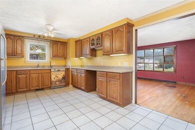 42 Graham Ave, Warwick, RI 02889 - photo 7