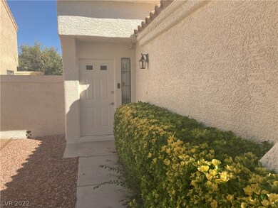 3016 Sandbar Ct, Las Vegas, NV 89117 - photo 3