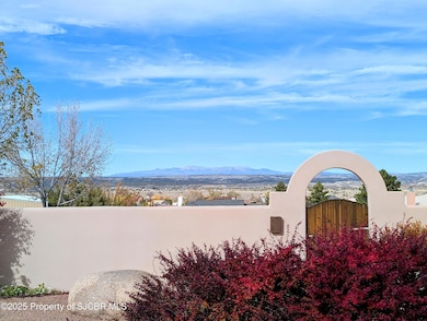 PXL_20251108_205640737.MP~2