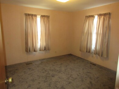 815 W Main St, Portland, IN 47371 - photo 3