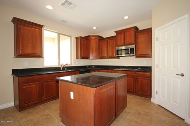 5124 W Saddlehorn Rd, Phoenix, AZ 85083 - photo 6