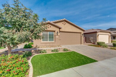 892 Banyan Ave, San Tan Valley, AZ 85140 - photo 3