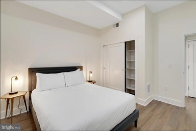 150 S Independence Mall W unit 1013, Philadelphia, PA 19106 - photo 3