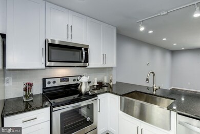 18878 Mcfarlin Dr, Germantown, MD 20874 - photo 5