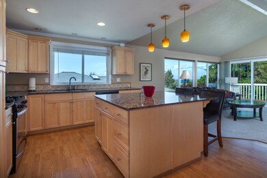 711 Alder St, Edmonds, WA 98020 - photo 7