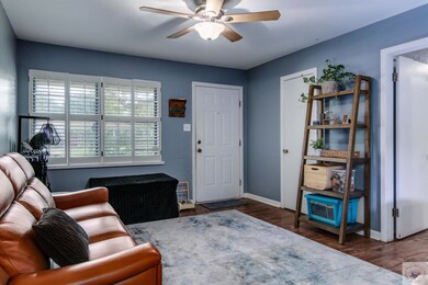 210 W Pioneer St, Wake Village, TX 75501 - photo 4