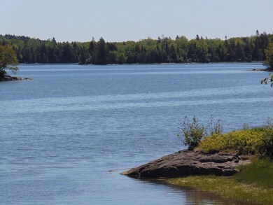 Close to half a mile of waterfront...
