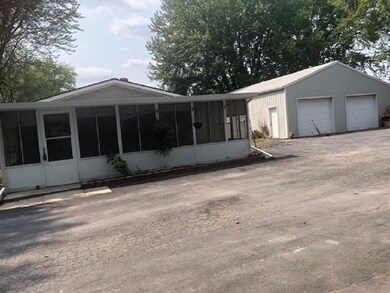 1412 Juniper St, Raymore, MO 64083 - photo 6