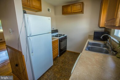 131 Yost St, Manassas Park, VA 20111 - photo 4