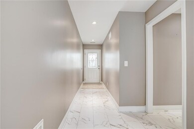 306 E Olive St, Raymore, MO 64083 - photo 5