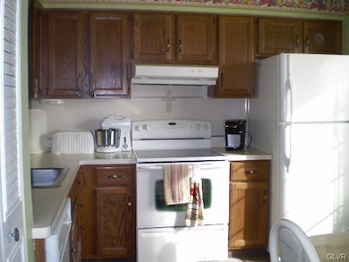 1133 W Washington St, Allentown, PA 18102 - photo 2