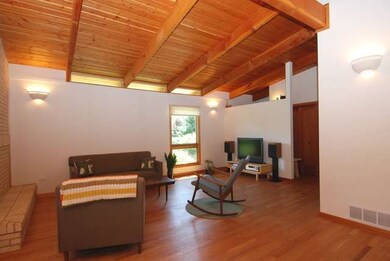 609 Woodland Hills Rd, Batavia, IL 60510 - photo 4