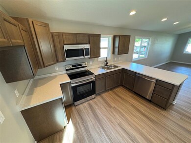 4512 SW 2nd St, Des Moines, IA 50315 - photo 4