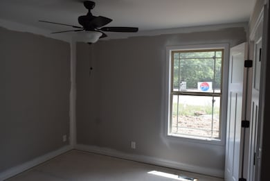 1518 S Spring St, Manchester, TN 37355 - photo 5