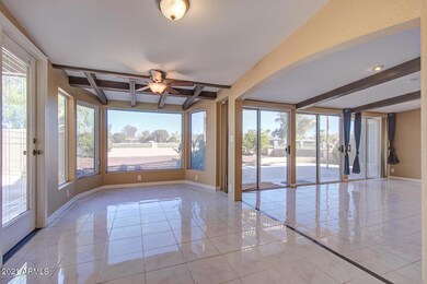 006_Dining Room