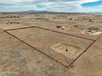 027 E N Constitution Dr, Paulden, AZ 86334 - photo 6