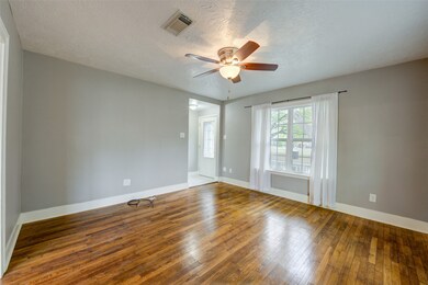 213 E 23rd St, Houston, TX 77008 - photo 6