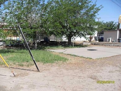 8068 Valley View Dr, El Paso, TX 79907 - photo 6