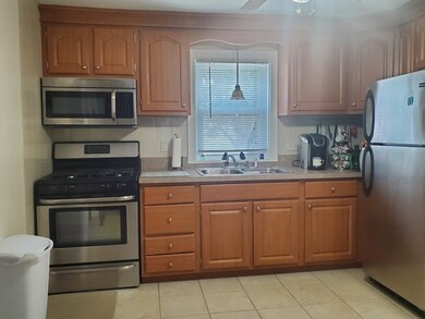 82 Front St, Swansea, MA 02777 - photo 6