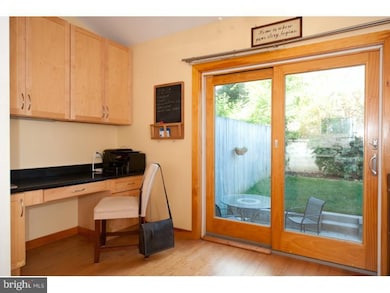 4731 Silverwood St, Philadelphia, PA 19128 - photo 7